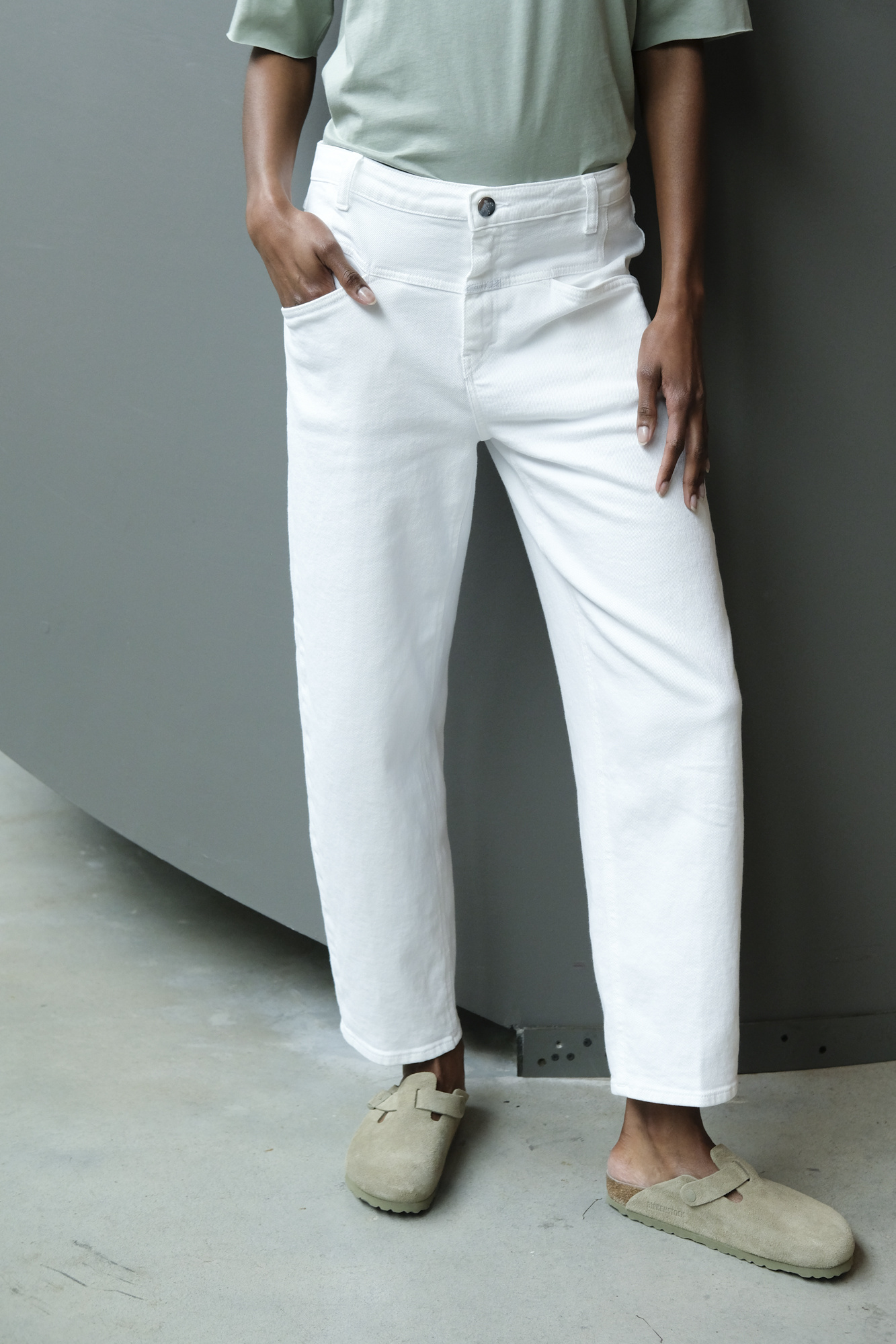 closed stover-x jeans white